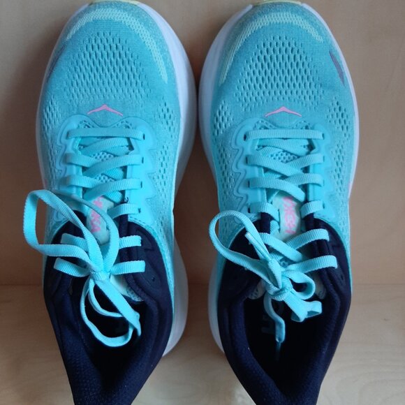 Sold Elsewhere: Womens Hoka Bondi 9 size 7.5 wide - Picture 4 of 8